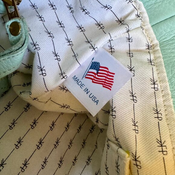 FRESHLY PICKED Original Leather Carryall Bag - Baby Blue - Great Condition - Picture 14 of 16